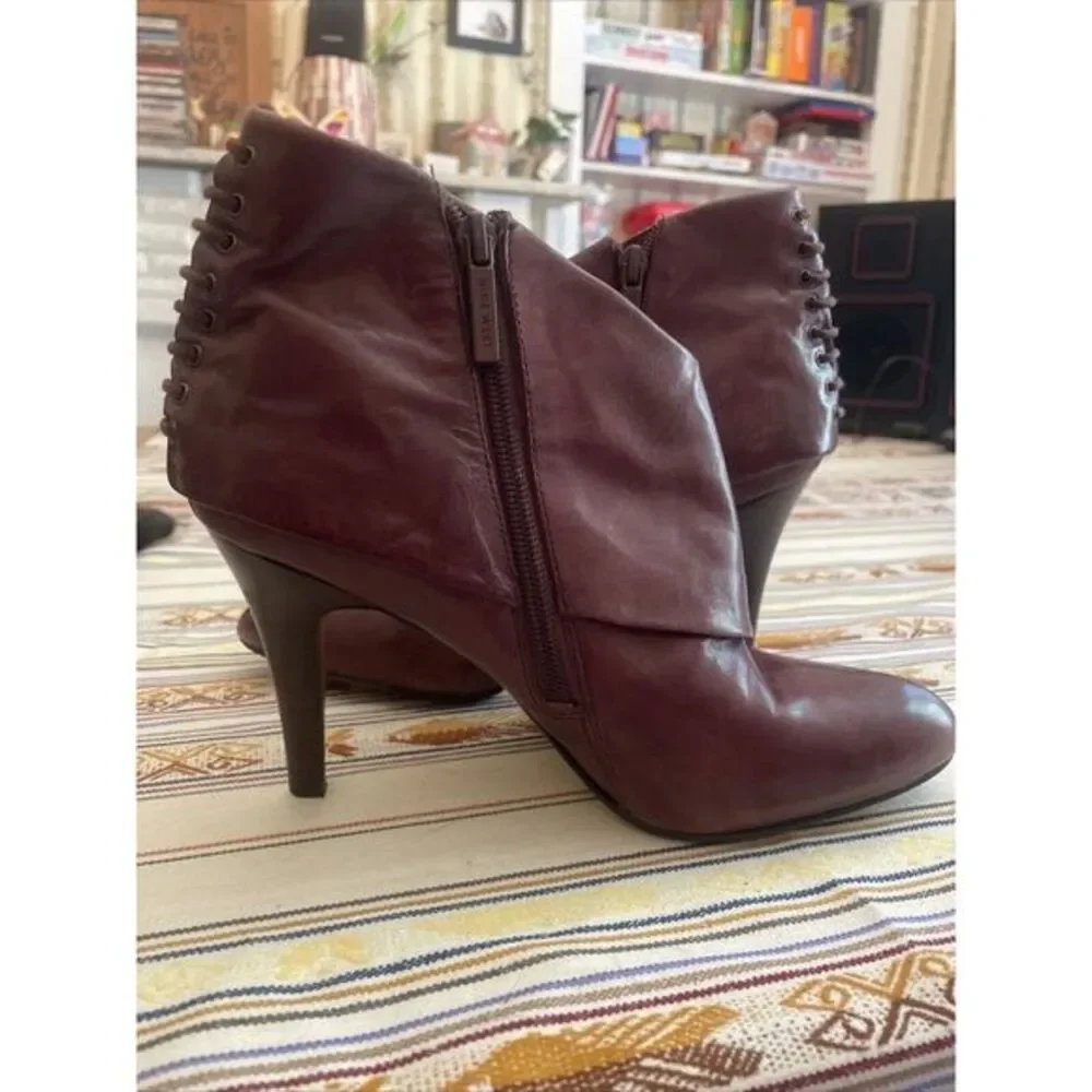 Rare Vintage Nine West Plum Fold Over Boot.  Great Quality And Condition‎